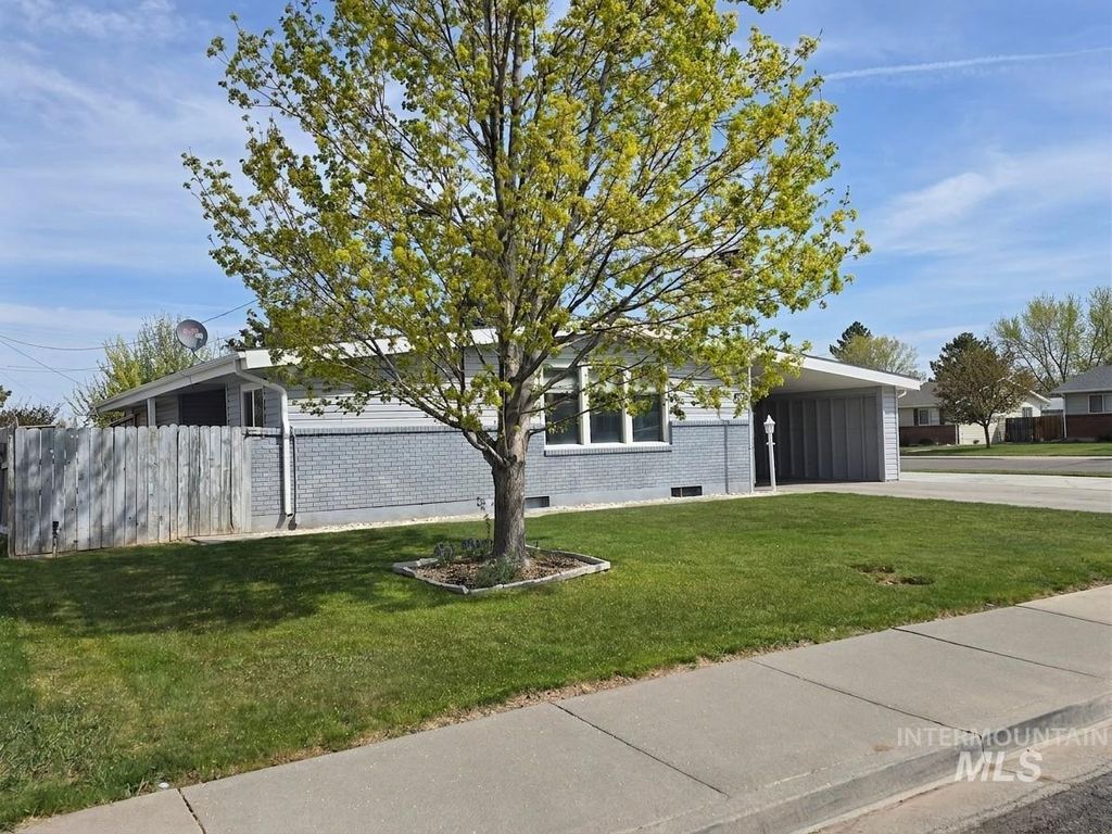 Photo of 2053 Sherry Drive, Twin Falls, ID 83301 (MLS # 98982445)