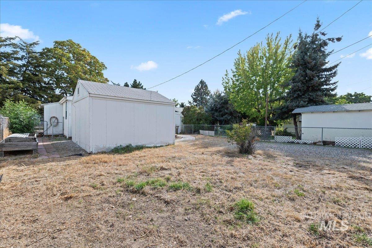 811 S Hayes Avenue, Emmett, Idaho image 24