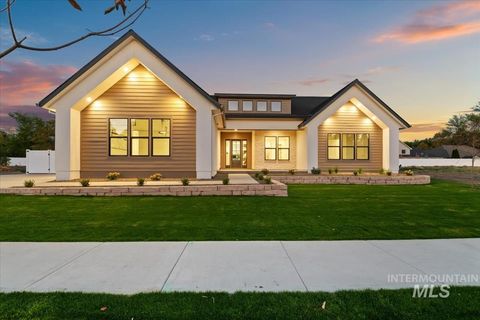 Photo of 196 N Timber Wolf Pl, Eagle, ID 83616 (MLS # 98980533)