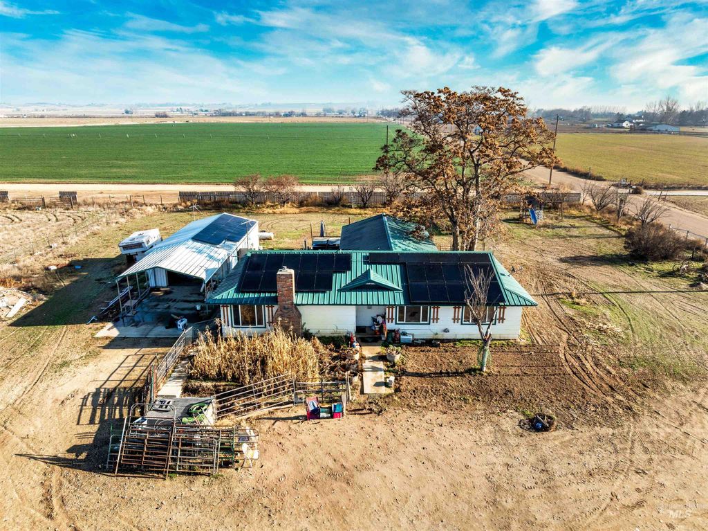 Photo of 27294 Ustick Rd, Wilder, ID 83676 (MLS # 98969850)