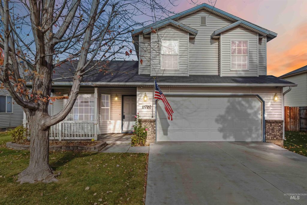 Photo of 11720 W Trinity Ave, Nampa, ID 83651 (MLS # 98967144)
