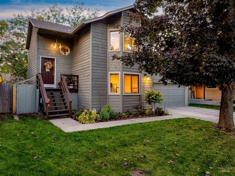 Photo of 3589 S Veranda Way, Boise, ID 83706 (MLS # 98965004)