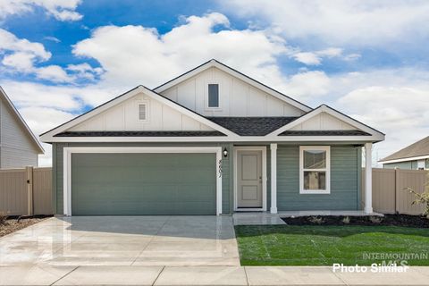 Photo of 2496 W Bee Balm St, Kuna, ID 83634 (MLS # 98980679)