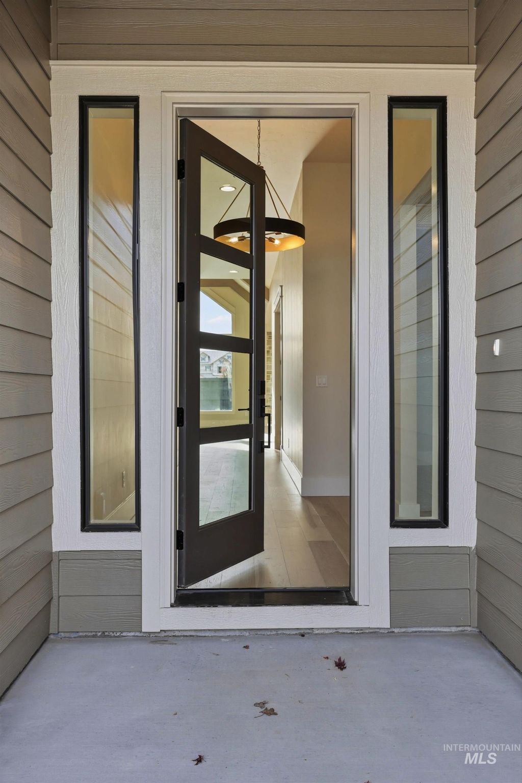 Photo of 1090 E Crescendo St, Meridian, ID 83642 (MLS # 98968213)