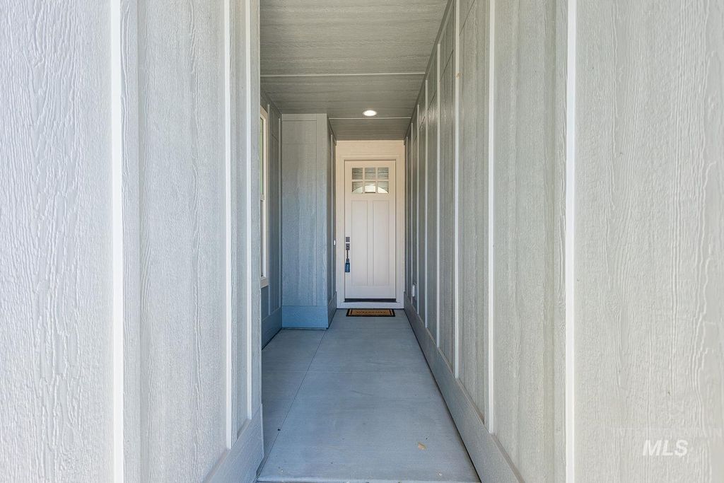 Photo of 1700 Sandbar Rd, Emmett, ID 83617 (MLS # 98976241)