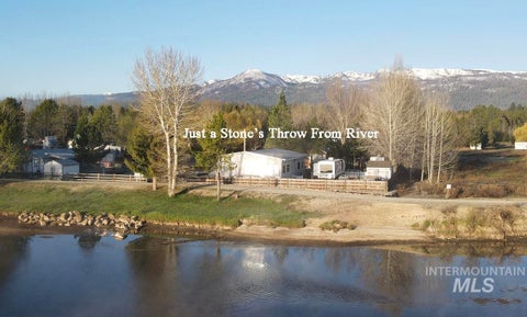 Photo of 1 P Street, Cascade, ID 83611 (MLS # 98988511)