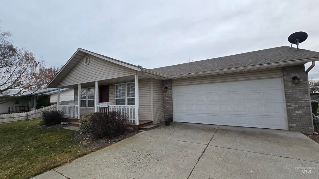 Photo of 50 10th Ave. N Ave, Payette, ID 83661 (MLS # 98975624)