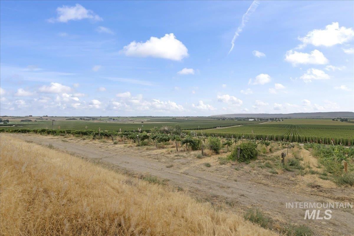 24013 Arena Valley Rd