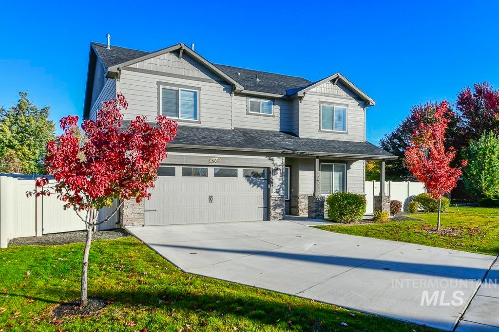 Photo of 10236 W Achillea St, Star, ID 83669 (MLS # 98965987)