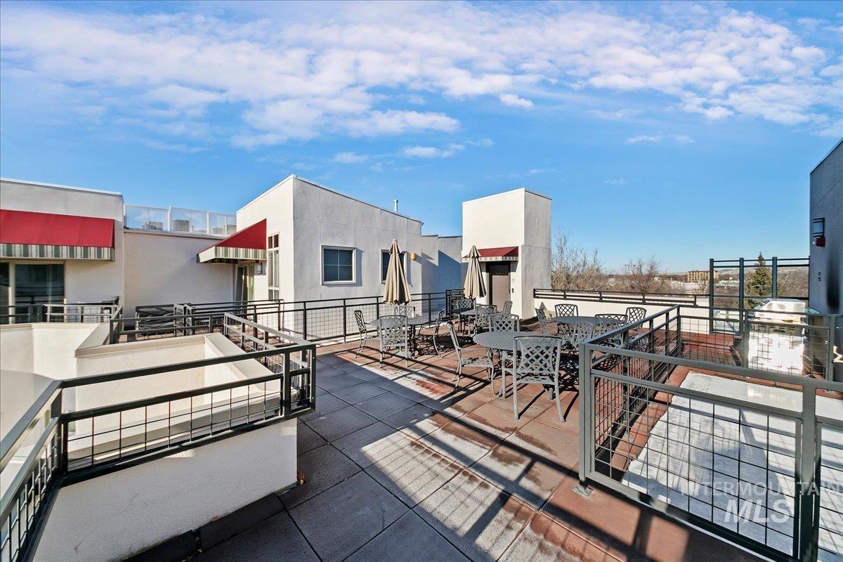 View of patio / terrace with outdoor dining area