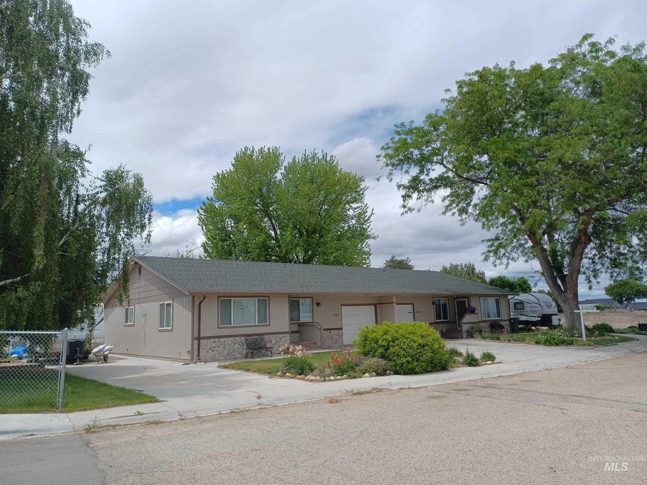 21021 Cottonwood Drive