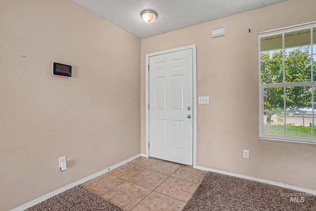 Photo of 3004 Stone Creek St, Caldwell, ID 83605 (MLS # 98999972)