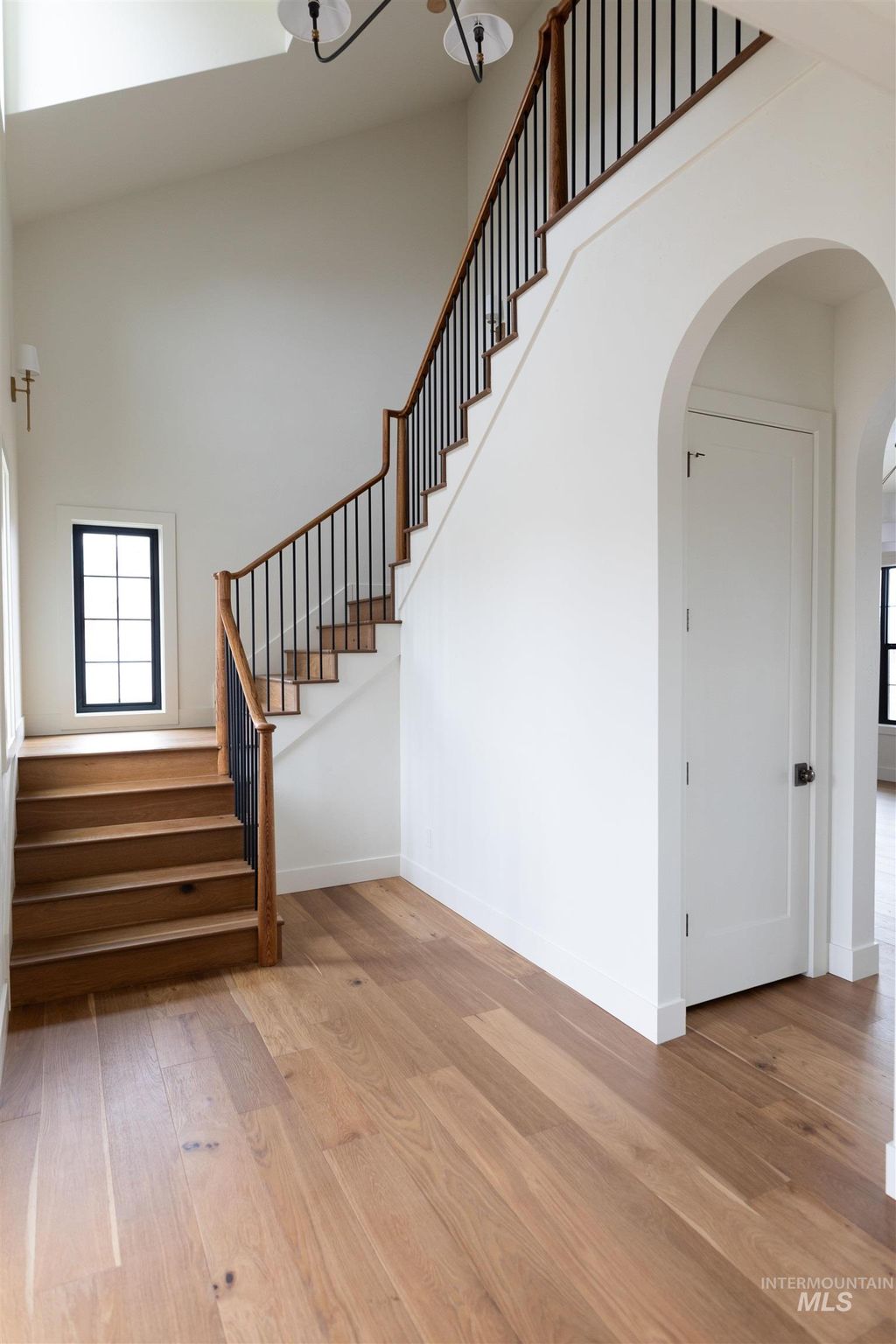 Photo of 512 Joy Ave, Middleton, ID 83642 (MLS # 98971980)