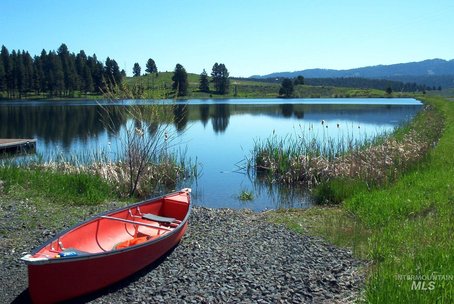 Water view featuring mountains