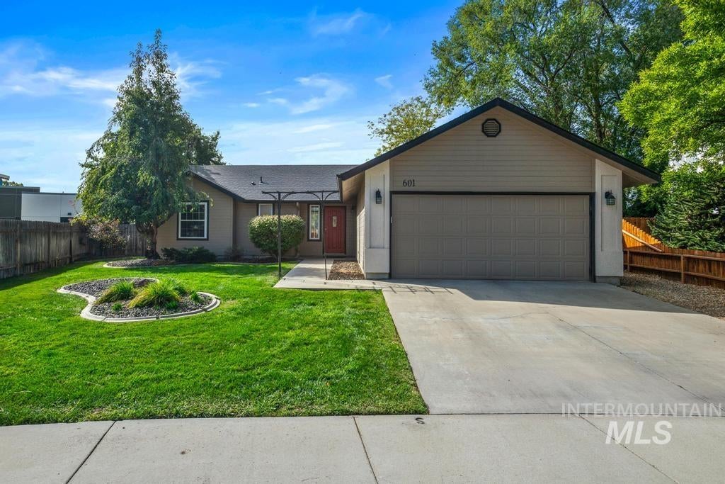 601 W Tern Dr.