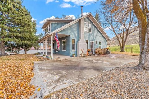 Photo of 3684 W South Slope Rd, Emmett, ID 83617 (MLS # 98967950)