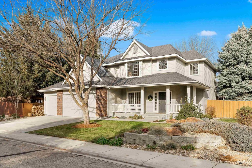 Photo of 1326 N Mansfield Pl, Eagle, ID 83616 (MLS # 98968984)