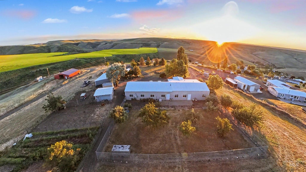 Photo of 31761 Lonesome Hollow Ln, Lapwai, ID 83540 (MLS # 98989640)