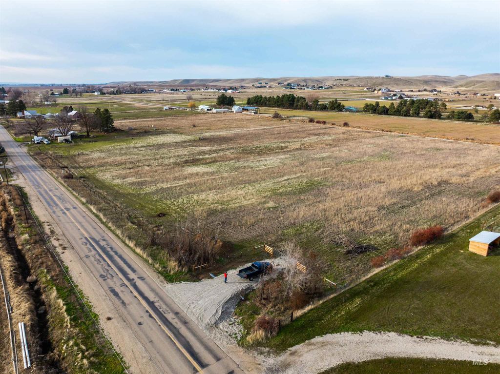 Photo of TBD W Black Canyon Hwy, Emmett, ID 83617 (MLS # 98986060)
