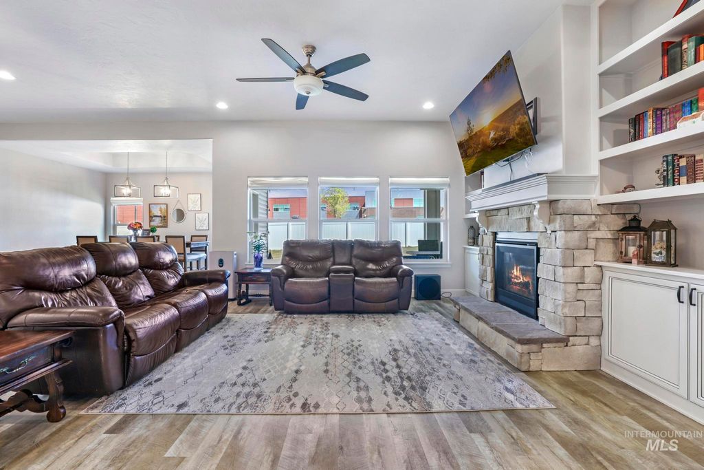 Photo of 781 Midnight Sun Loop, Twin Falls, ID 83301 (MLS # 98968652)