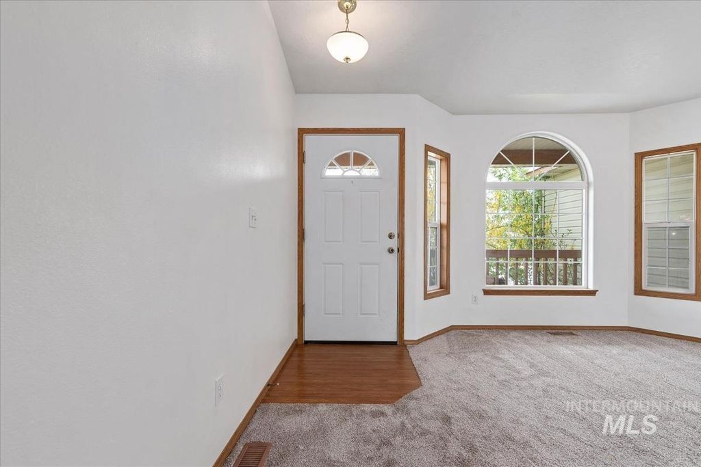 Photo of 721 Valley Street, Middleton, ID 83644 (MLS # 98982225)