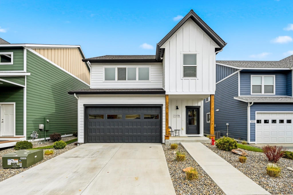 Photo of 1378 Indian Hills Drive, Moscow, ID 83843 (MLS # 99004178)
