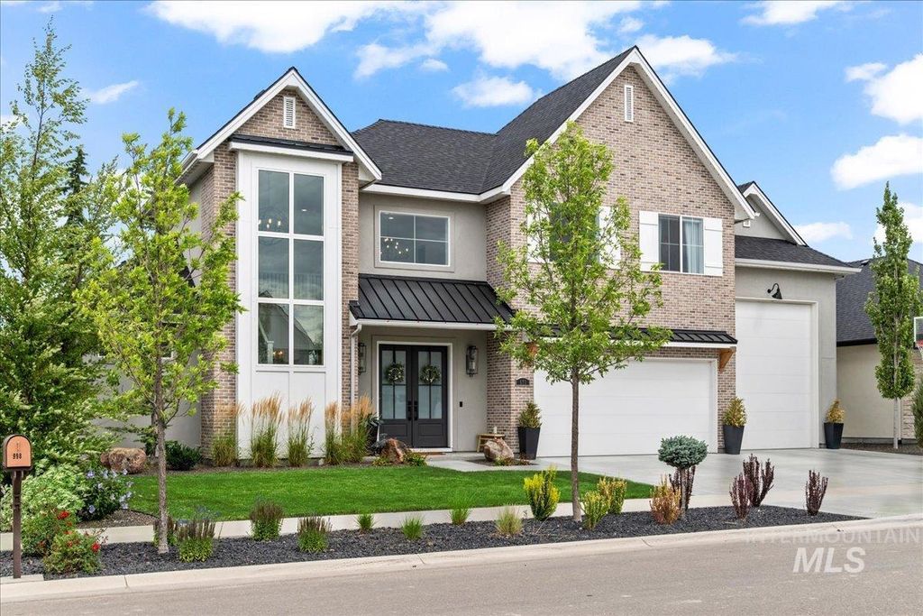 Photo of 976 N Morehouse Ave, Eagle, ID 83616 (MLS # 98980876)