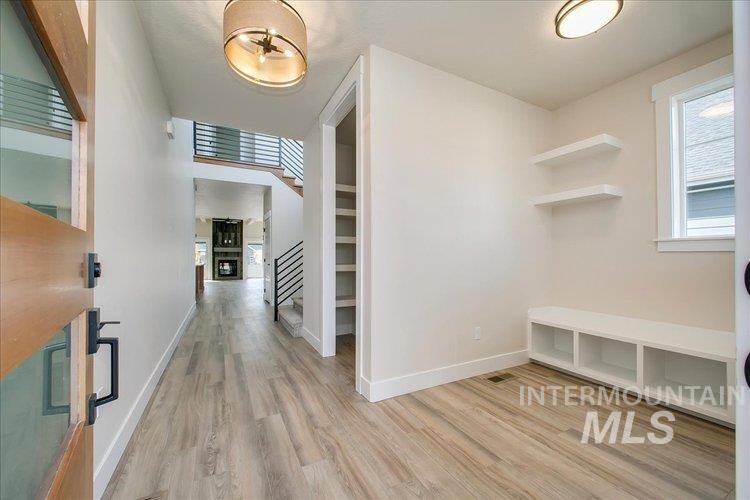 7818 Flathead Lake St