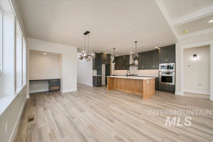 7818 Flathead Lake St