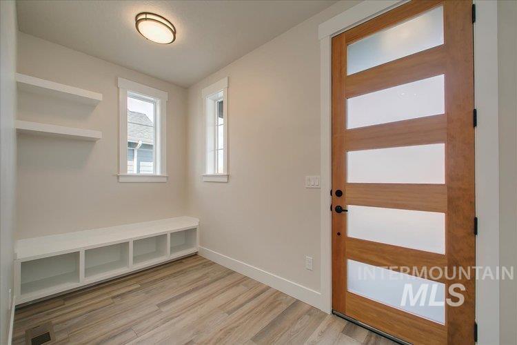 7818 Flathead Lake St