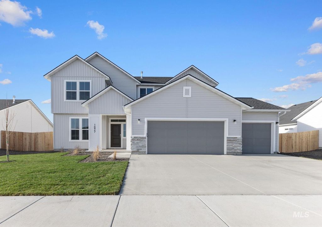 Photo of 1077 Woods Bog Ave, Middleton, ID 83644 (MLS # 98970088)