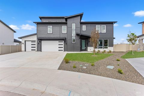 Photo of 2709 W Gidran Ct, Meridian, ID 83642 (MLS # 98983270)