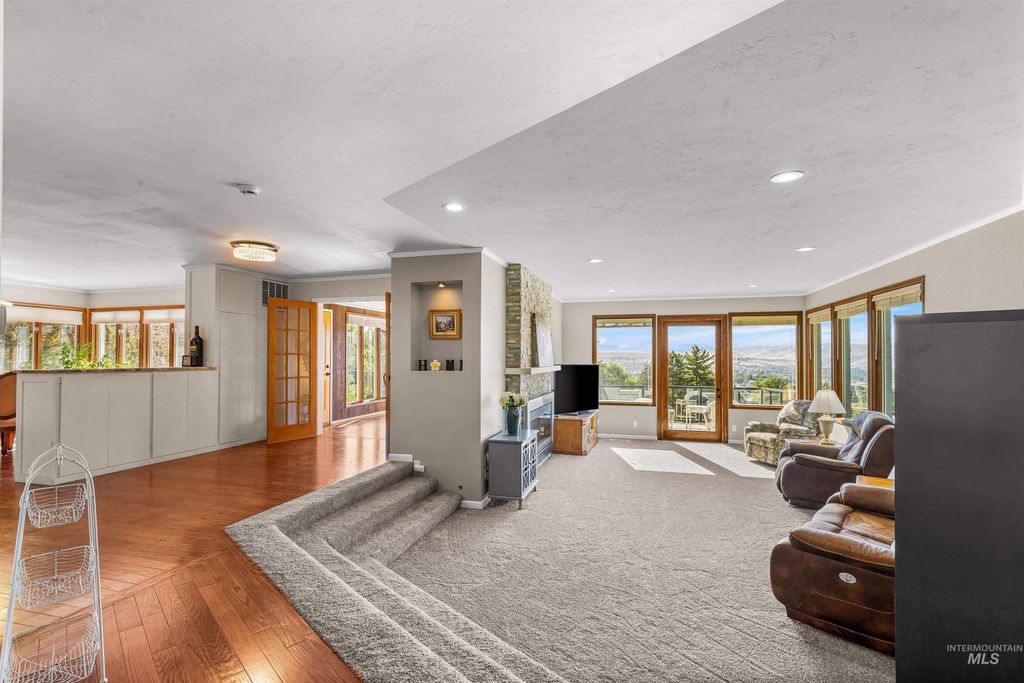 Photo of 1533 Vineyard Drive, Lewiston, ID 83501 (MLS # 98958273)