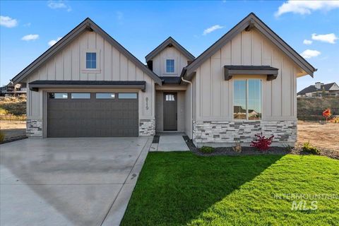 8119 W Show Horse Ct Meridian ID 83646