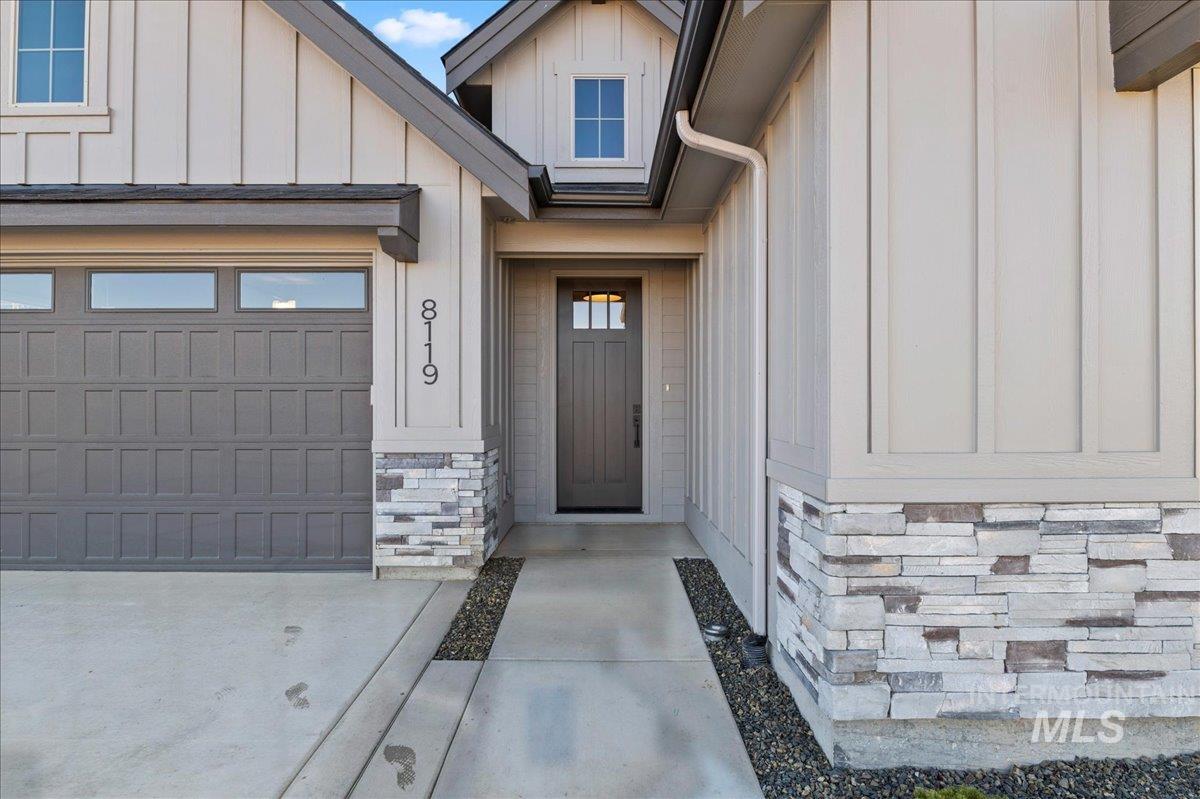 8119 W Show Horse Ct