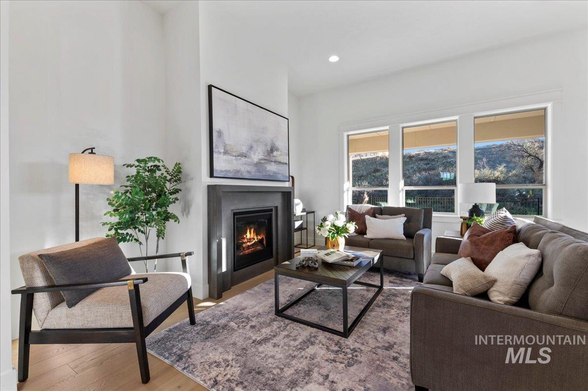 8119 W Show Horse Ct