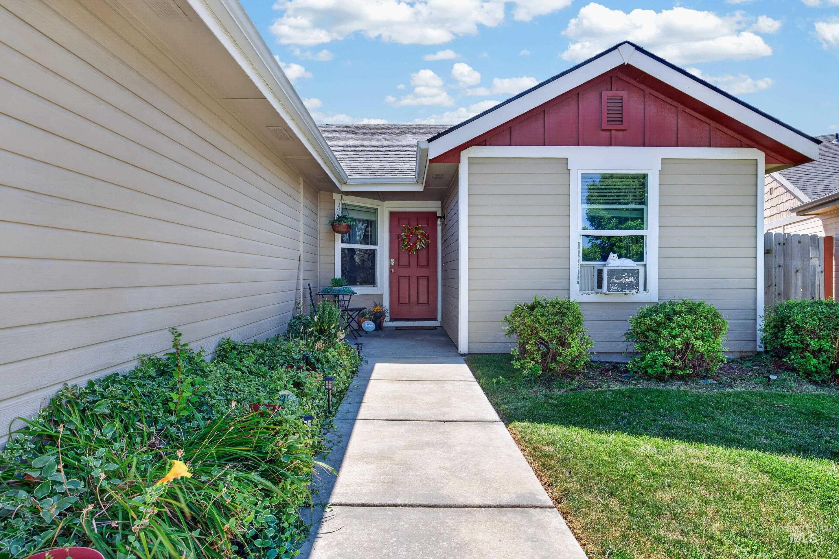 877 E Shady Ridge Dr