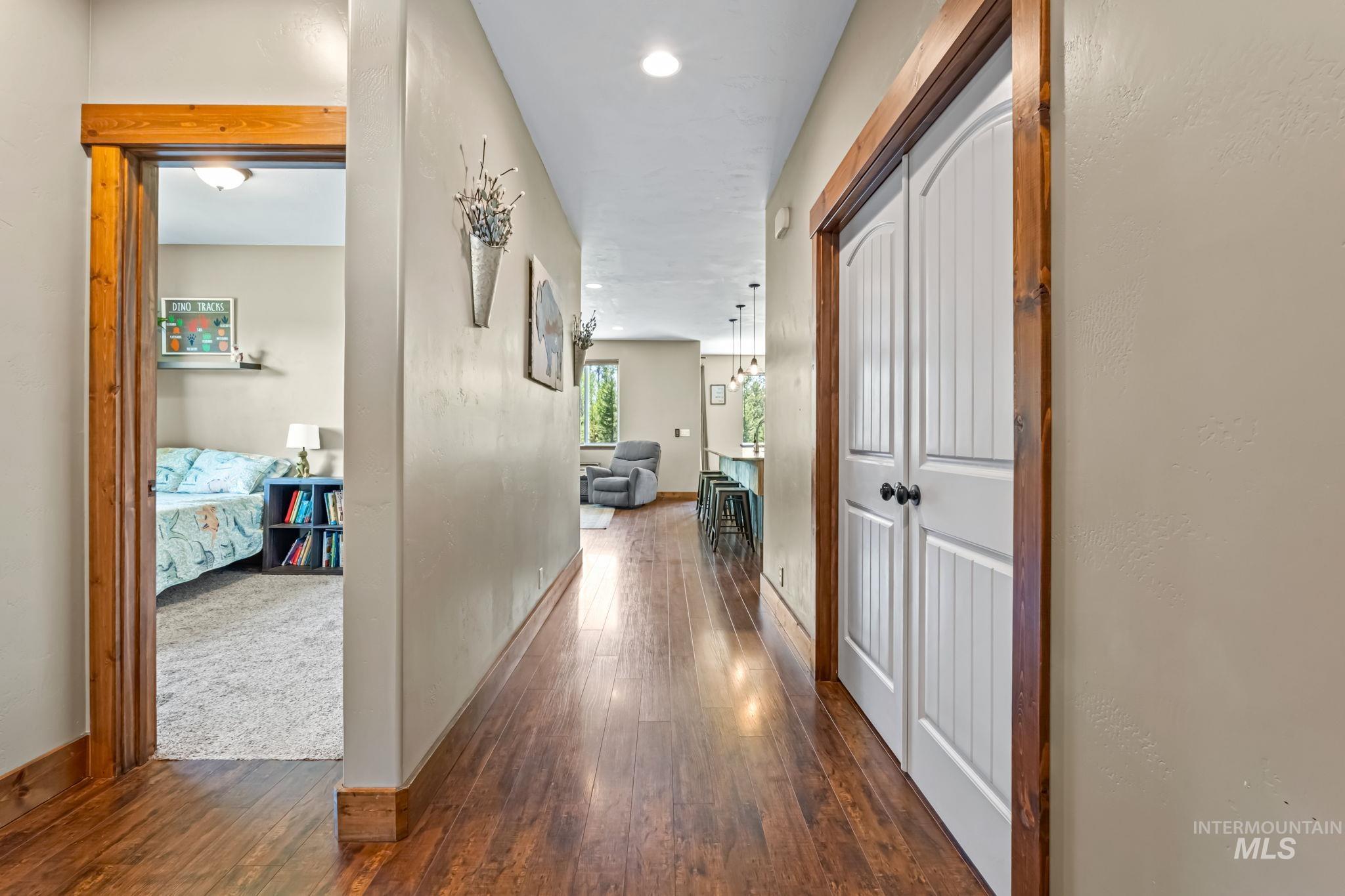 169 Meadow Pl