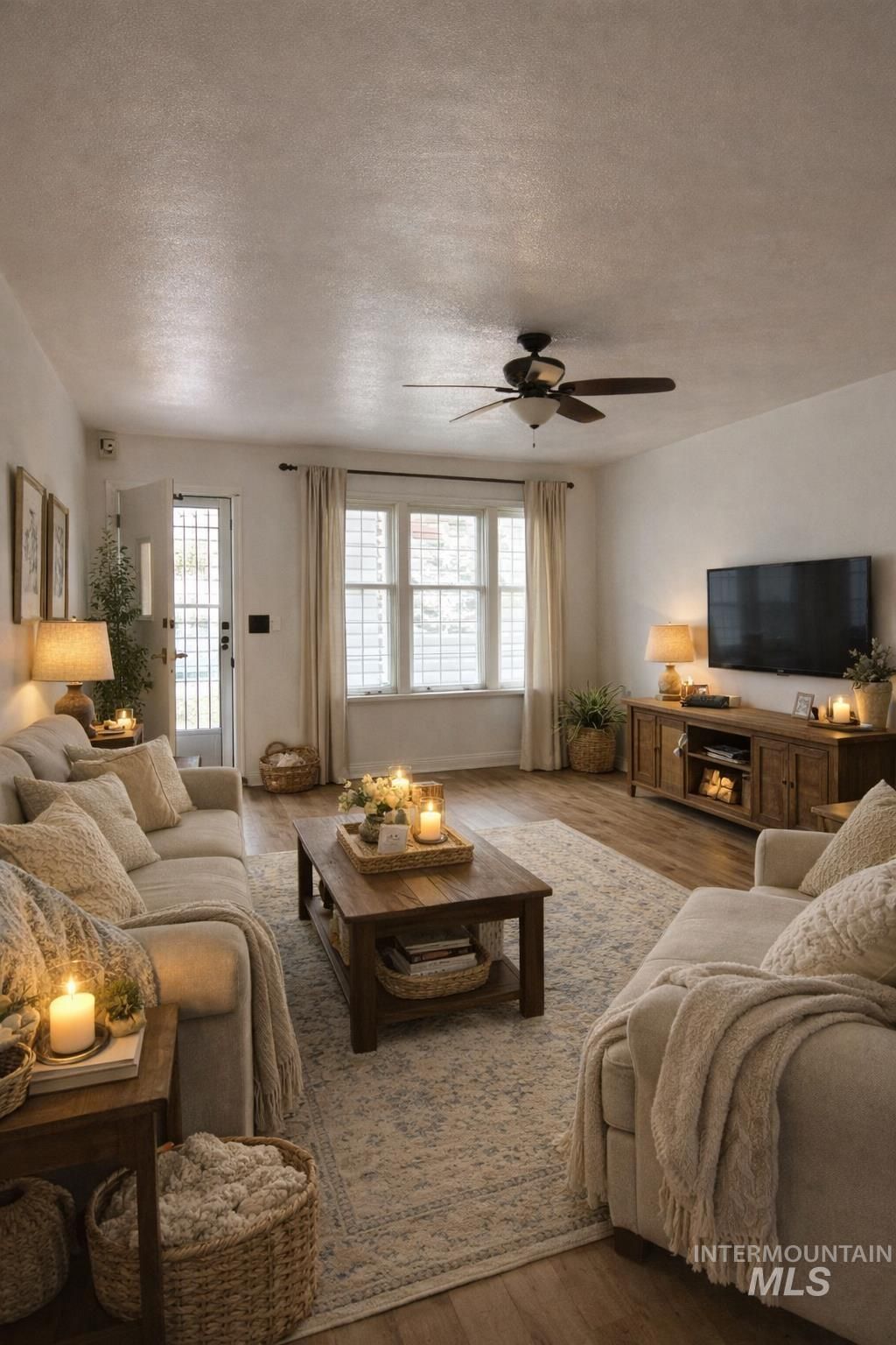 Photo of 129 Country Lane Loop, Payette, ID 83661 (MLS # 98966711)