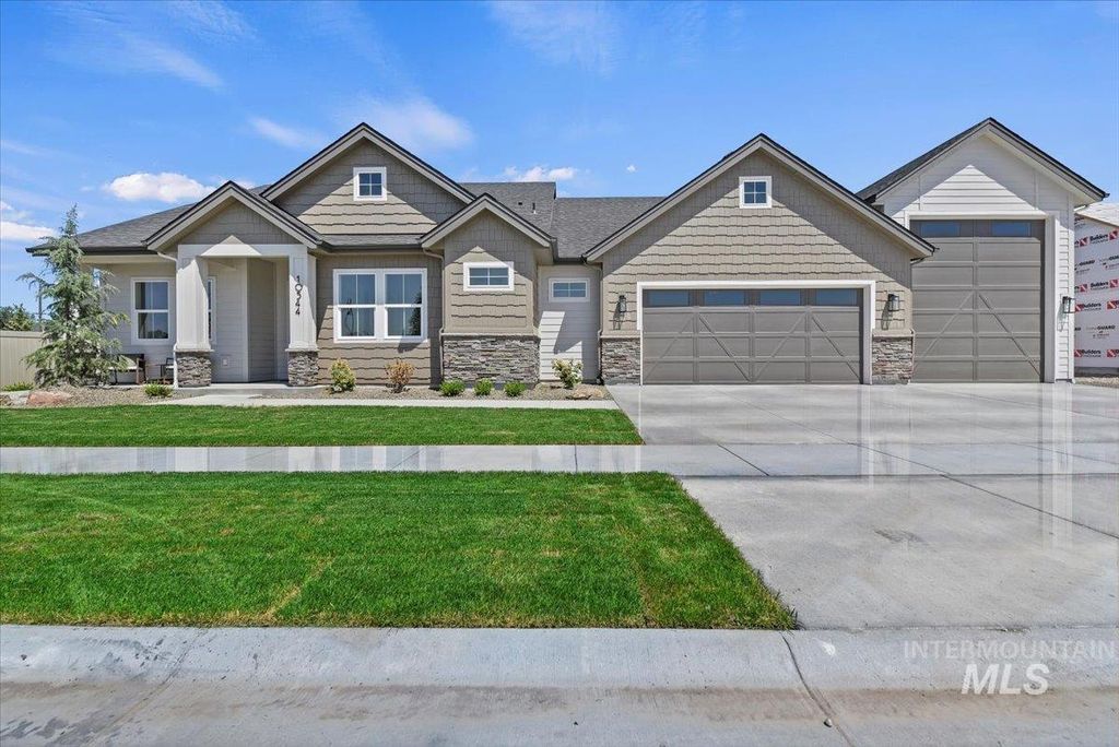Photo of 10516 W Mizzle Drive, Star, ID 83669 (MLS # 98984867)
