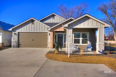 Photo of 1561 N Parkshire Way, Meridian, ID 83642 (MLS # 98973023)