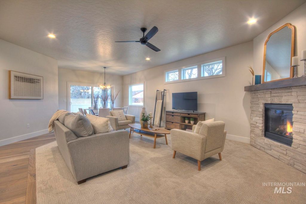 Photo of 1561 N Parkshire Way, Meridian, ID 83642 (MLS # 98973023)