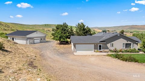 Photo of 1715 Striker Lane, Weiser, ID 83672 (MLS # 98974046)