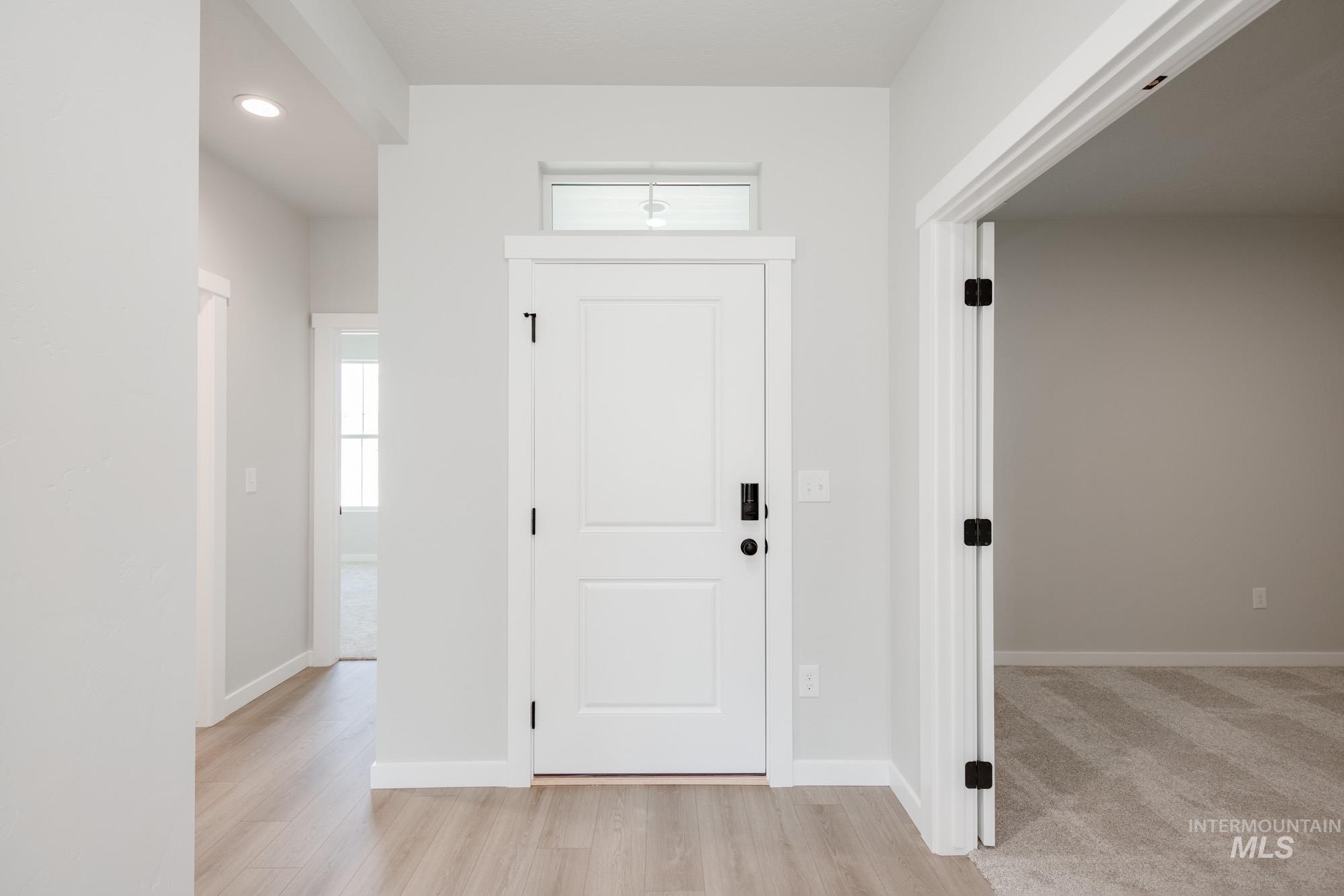 1125 E Crab Springs St