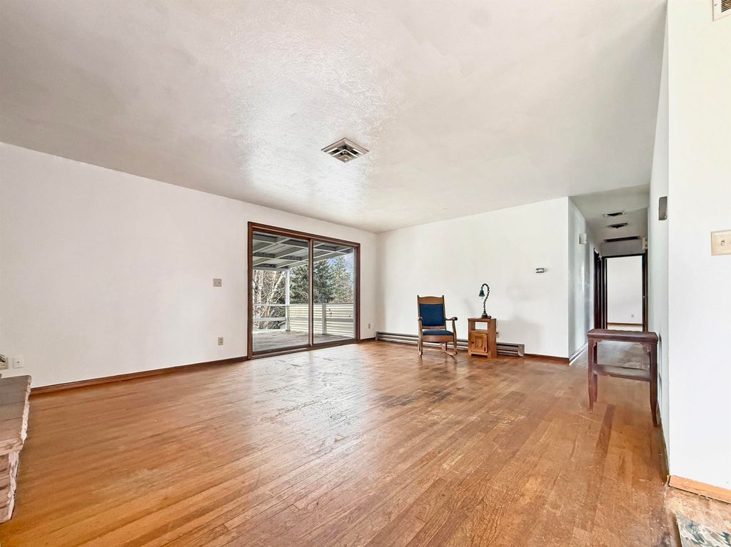 Photo of 925 E 8th St, Moscow, ID 83843 (MLS # 98980846)