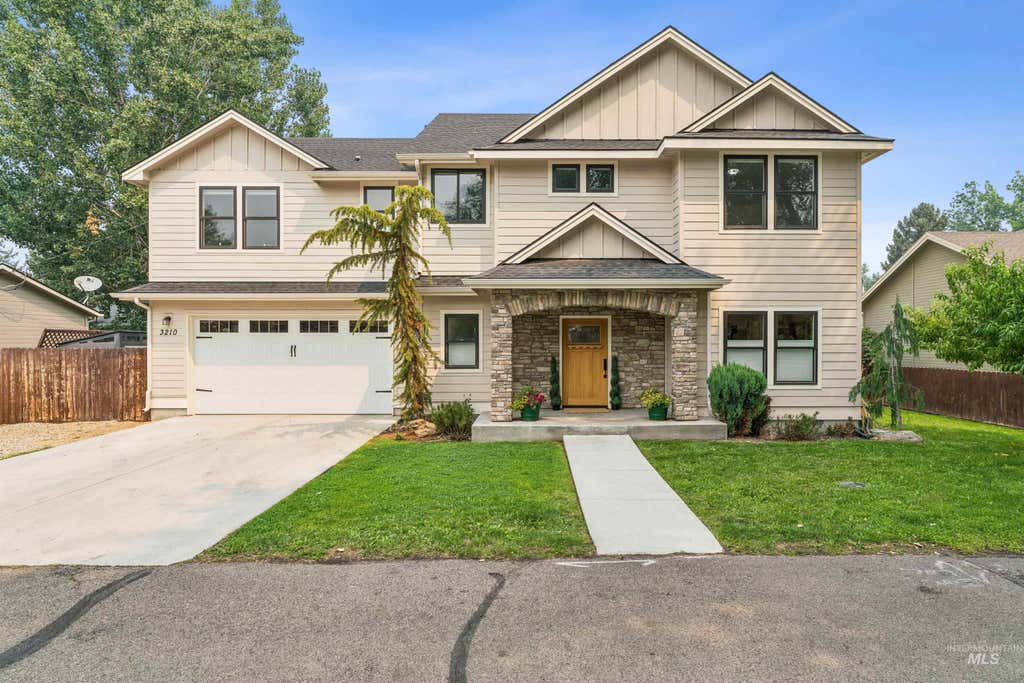 Photo of 3210 W Bellomy Lane, Boise, ID 83703 (MLS # 98995962)