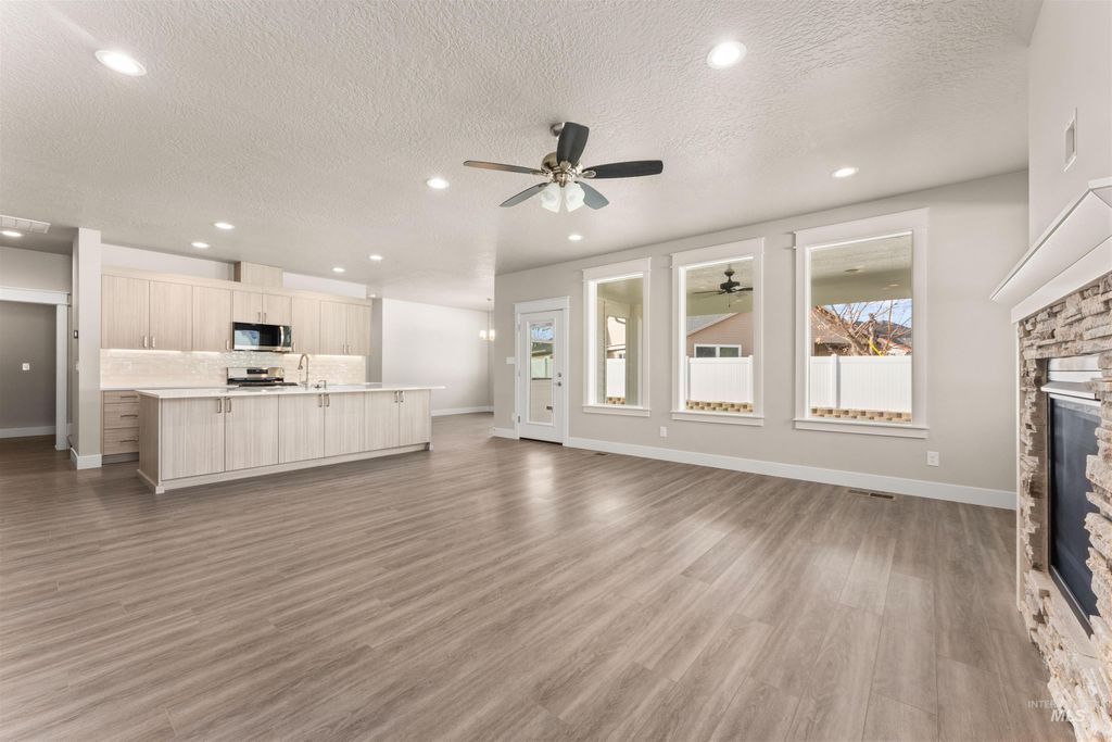 Photo of 77 S Daybreak Ave #Lot 28 Block 4, Nampa, ID 83687 (MLS # 98973162)