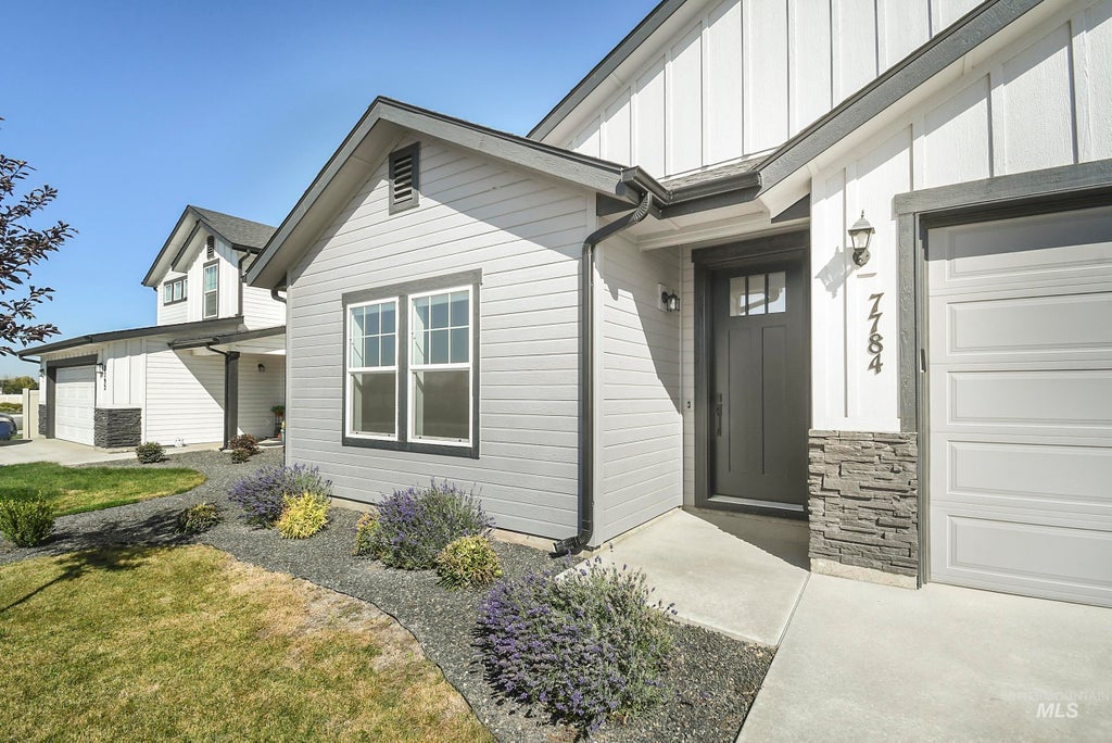 Photo of 7784 E Monmouth Way, Nampa, ID 83687 (MLS # 99003178)