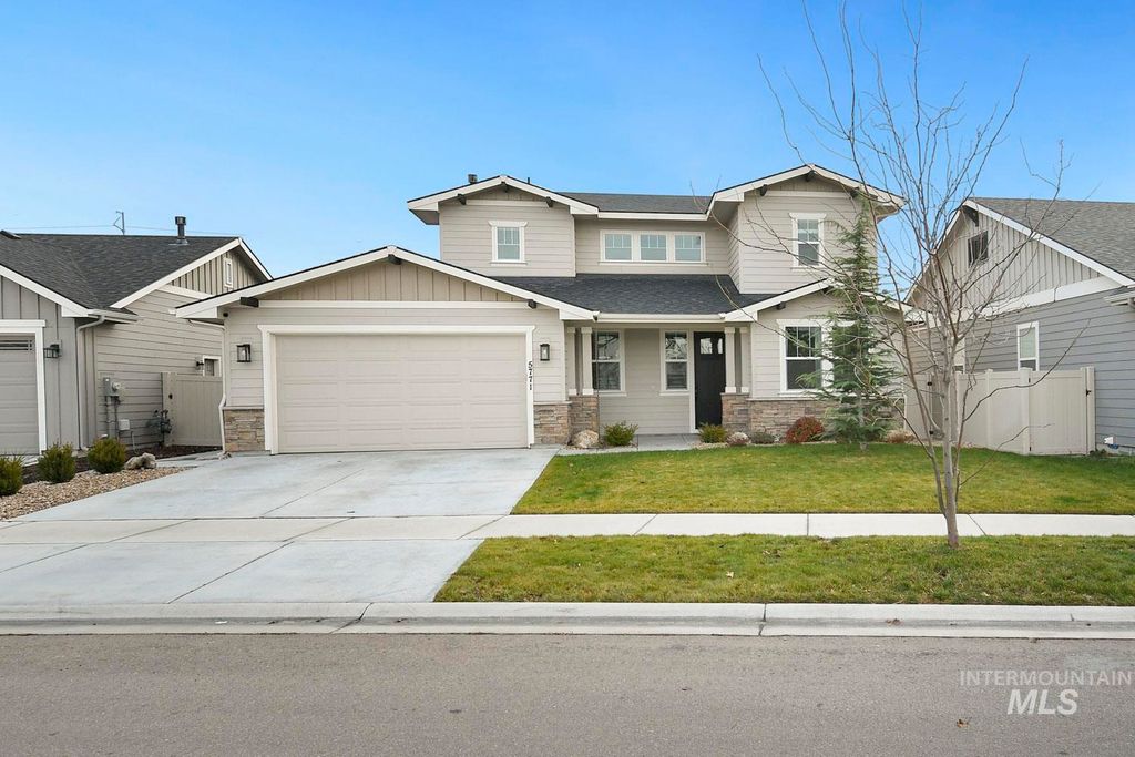 Photo of 5771 W Daphne Dr, Meridian, ID 83646 (MLS # 98970313)