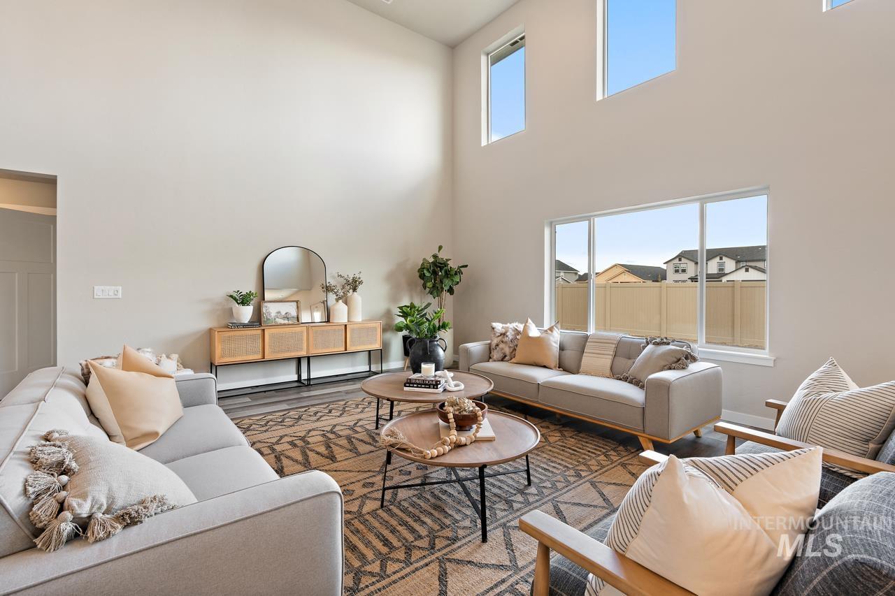 7668 E Westing House St